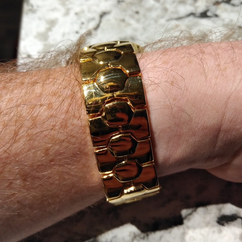 Precision by Gruen Gold Toned Diamond QuartzWatch. - Picture 5 of 7